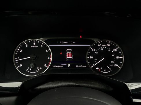 Used 2025 Nissan Pathfinder SV FWD image 38