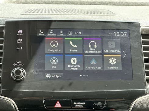 Used 2022 Honda Pilot Touring image 14