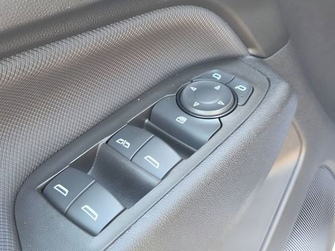 Used 2024 Chevrolet Equinox RS AWD/4WD image 16