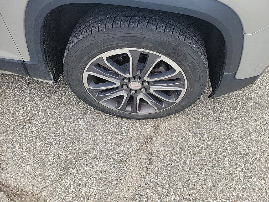 Used 2020 GMC Acadia AT4 w/ Driver Alert Package II AWD/4WD image 14