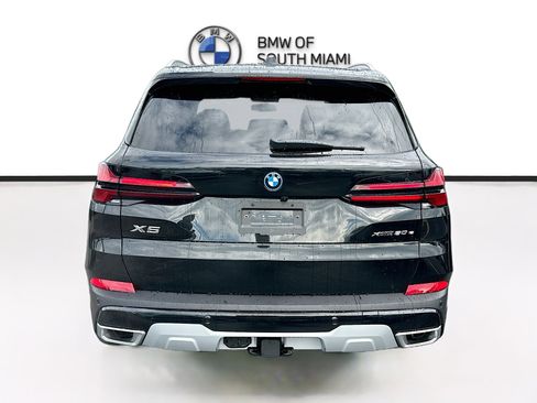 New 2026 BMW X5 xDrive50e w/ Executive Package AWD/4WD image 5