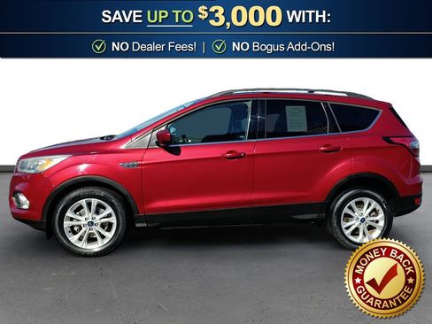 Used 2017 Ford Escape SE w/ Equipment Group 201A image 2