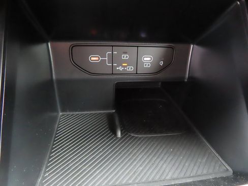 Certified 2025 Kia Sorento X-Line EX image 13