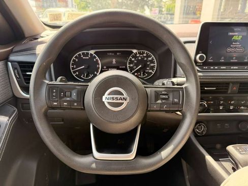 Used 2021 Nissan Rogue S AWD/4WD image 27