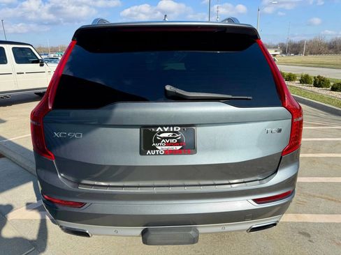 Used 2018 Volvo XC90 T6 Momentum w/ Convenience Package image 7