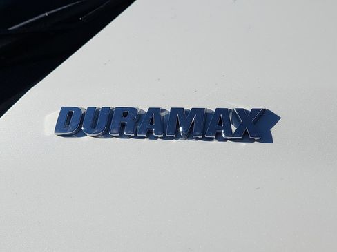 Used 2024 Chevrolet Silverado 1500 High Country w/ Z71 Off-Road Package image 9