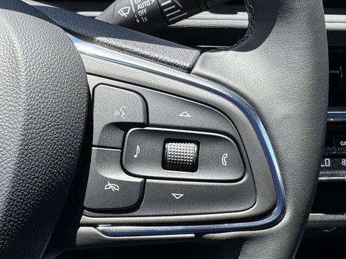 New 2026 Buick Envista Sport Touring FWD image 20