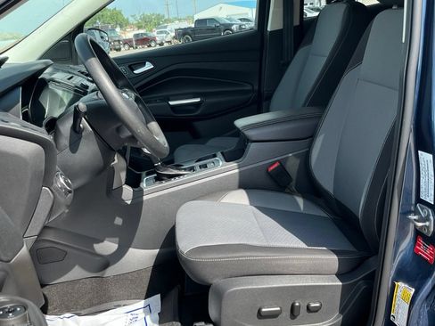 Used 2018 Ford Escape SE FWD image 10