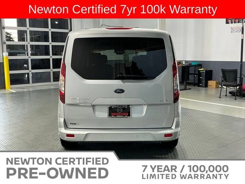 Used 2022 Ford Transit Connect XLT FWD image 5