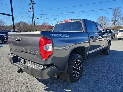 Used 2016 Toyota Tundra SR5 w/ TRD Off Road Package image 7