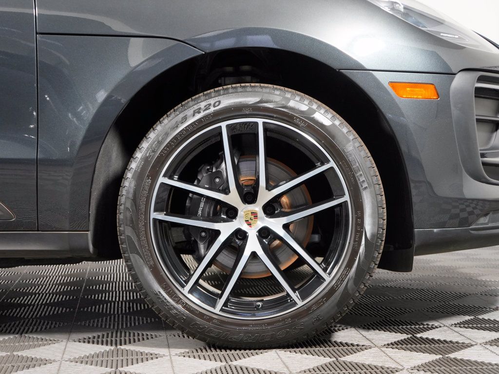 Certified 2023 Porsche Macan AWD/4WD image 15