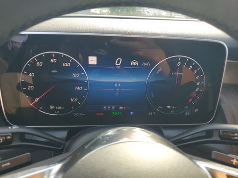 Certified 2025 Mercedes-Benz GLC 350e 4MATIC image 26