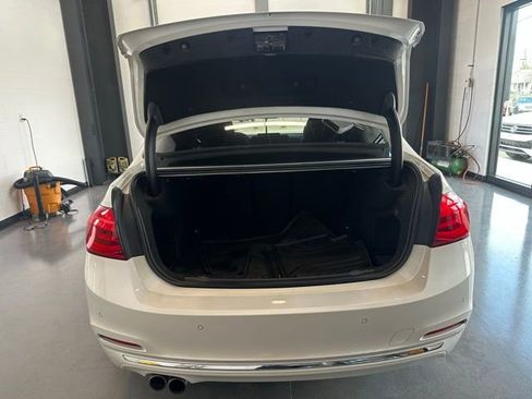 Used 2017 BMW 330i xDrive Sedan image 22