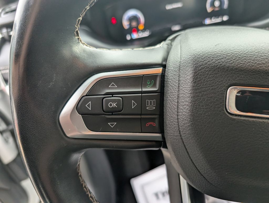 Used 2022 Jeep Compass High Altitude AWD/4WD image 16