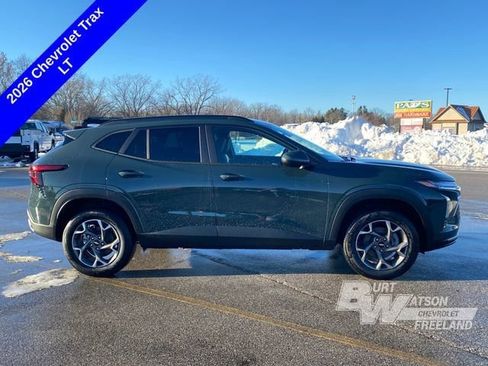 New 2026 Chevrolet Trax LT w/ Driver Confidence Package image 6