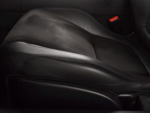 Used 2014 Jaguar F-TYPE Convertible image 18