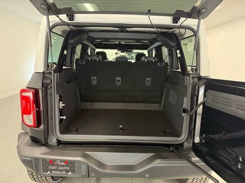 New 2025 Ford Bronco Heritage Edition image 8