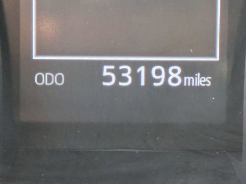 Used 2023 Toyota Camry SE image 7