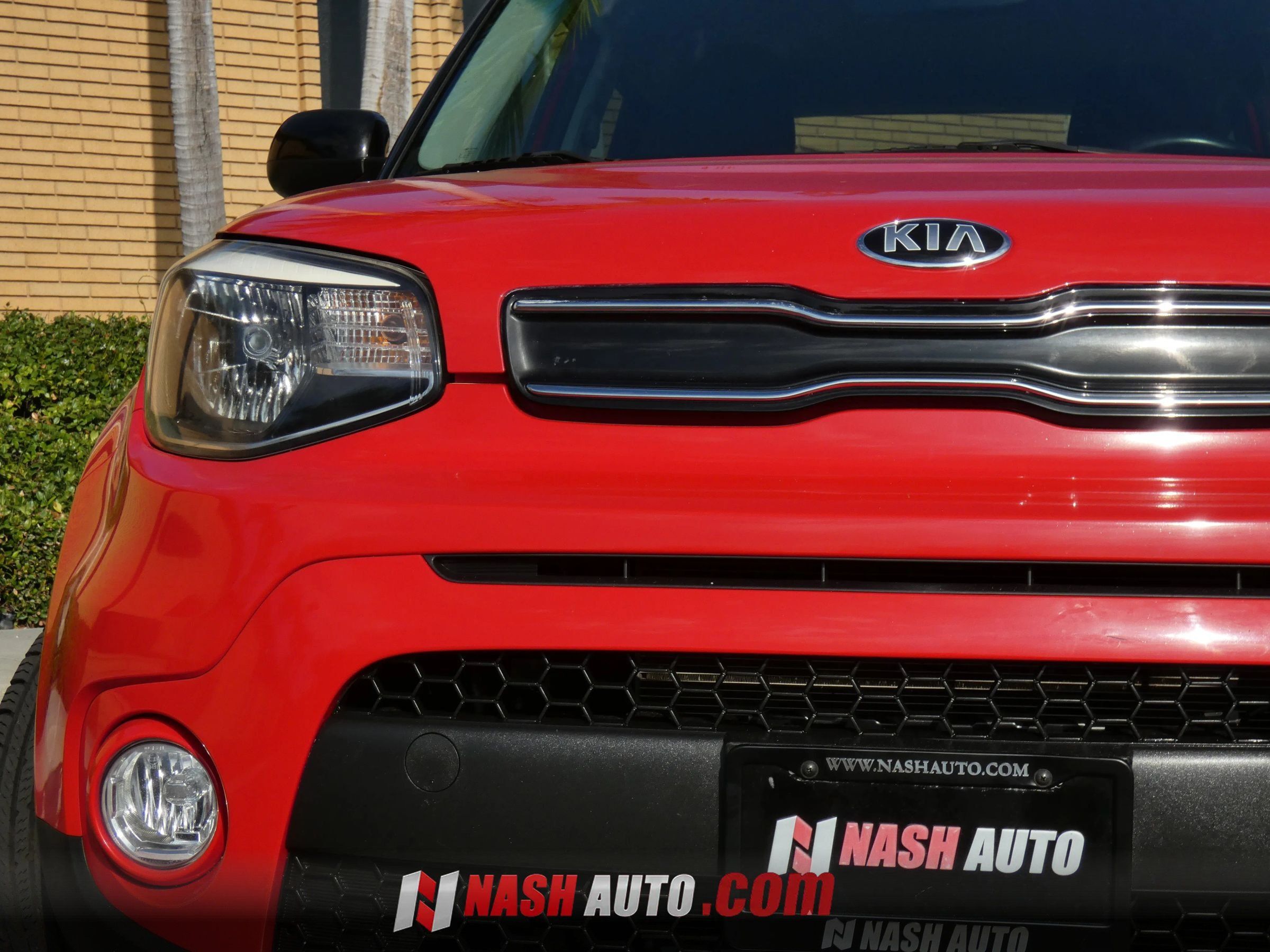 Used 2018 Kia Soul + FWD image 18