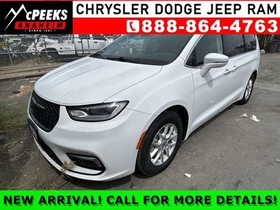 Used 2021 Chrysler Pacifica Touring-L