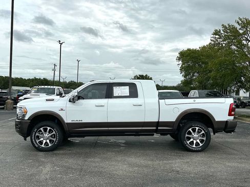 Used 2024 RAM 2500 Limited w/ Towing Technology Group AWD/4WD image 12