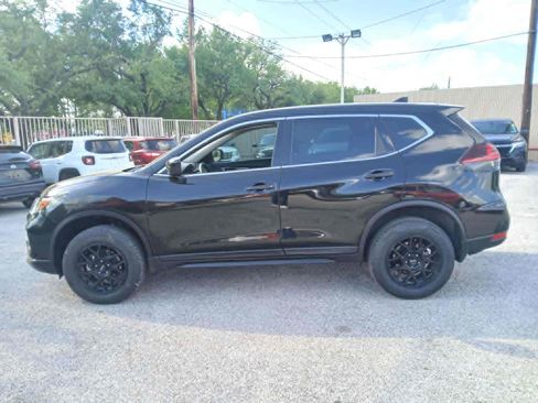 Used 2020 Nissan Rogue S image 4