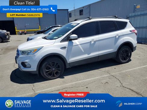 Used 2017 Ford Escape SE w/ Equipment Group 201A AWD/4WD image 1