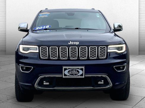 Used 2018 Jeep Grand Cherokee Overland AWD/4WD image 2
