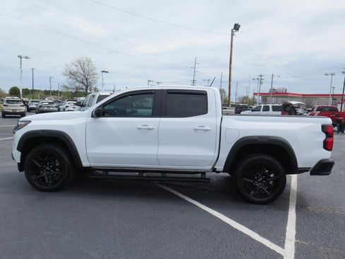 Used 2024 Chevrolet Colorado Z71 w/ Z71 Convenience Package 2 image 6