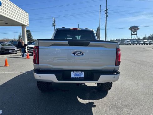Used 2025 Ford F150 XLT w/ Equipment Group 301A Standard AWD/4WD image 3