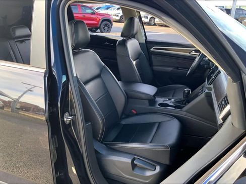 Used 2021 Volkswagen Atlas SE image 8