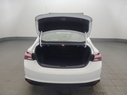 Used 2022 Chevrolet Malibu LT FWD image 29