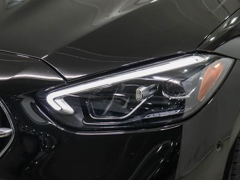 Used 2025 Mercedes-Benz C 300 4MATIC Sedan image 7