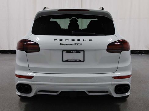 Used 2018 Porsche Cayenne GTS image 7