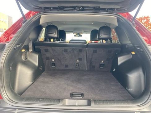 Used 2019 Jeep Cherokee Latitude Plus w/ Cold Weather Group image 12