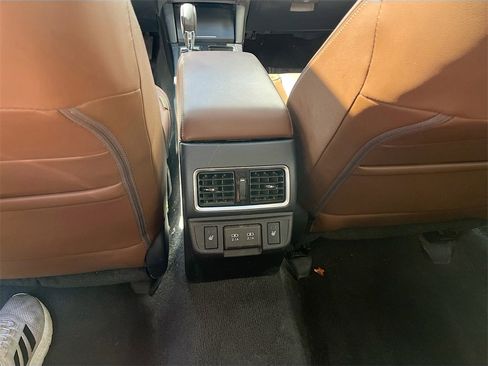 Used 2019 Subaru Outback 3.6R Touring w/ Popular Package #3A image 27