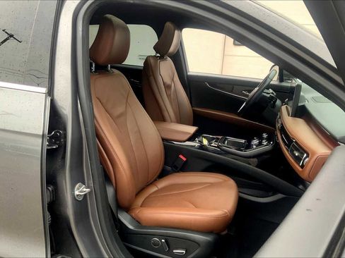 Used 2022 Lincoln Nautilus Reserve image 15