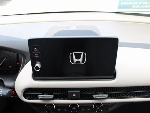 New 2026 Honda HR-V LX image 31