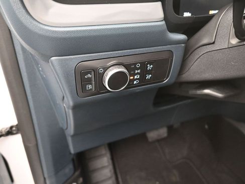 New 2025 Ford Maverick XL image 13