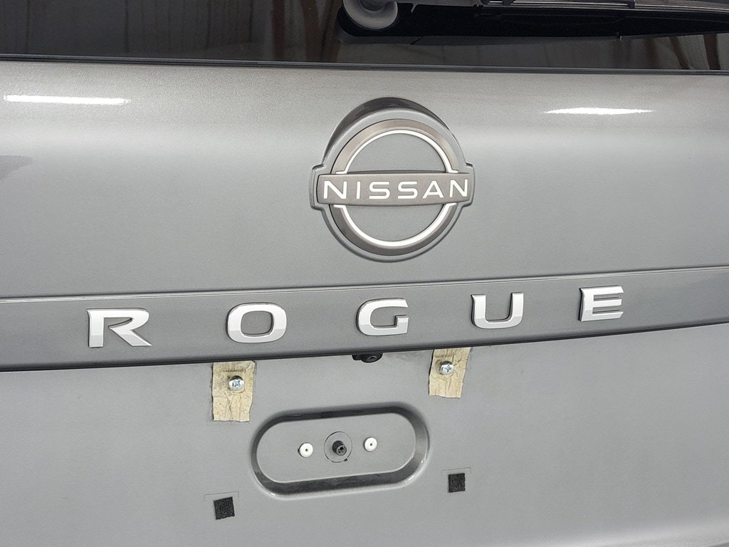 Used 2023 Nissan Rogue S FWD image 9