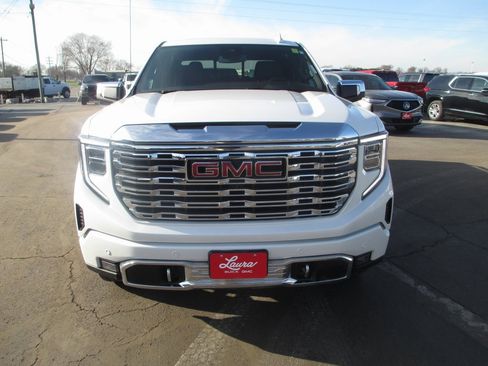 Used 2022 GMC Sierra 1500 Denali image 10