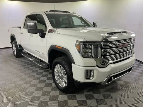 Used 2023 GMC Sierra 2500 Denali w/ Denali Ultimate Package image 3