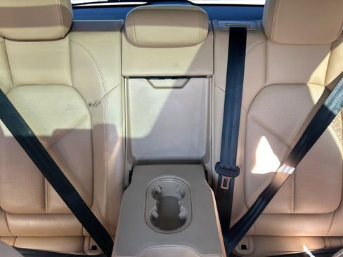 Used 2017 Porsche Macan S image 20