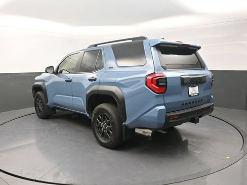 Used 2025 Toyota 4Runner SR5 AWD/4WD image 7