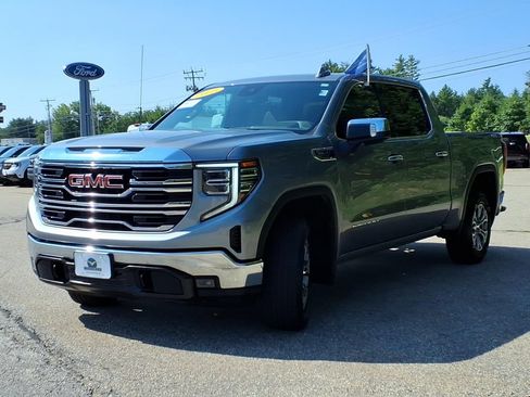 Used 2025 GMC Sierra 1500 SLT AWD/4WD image 7
