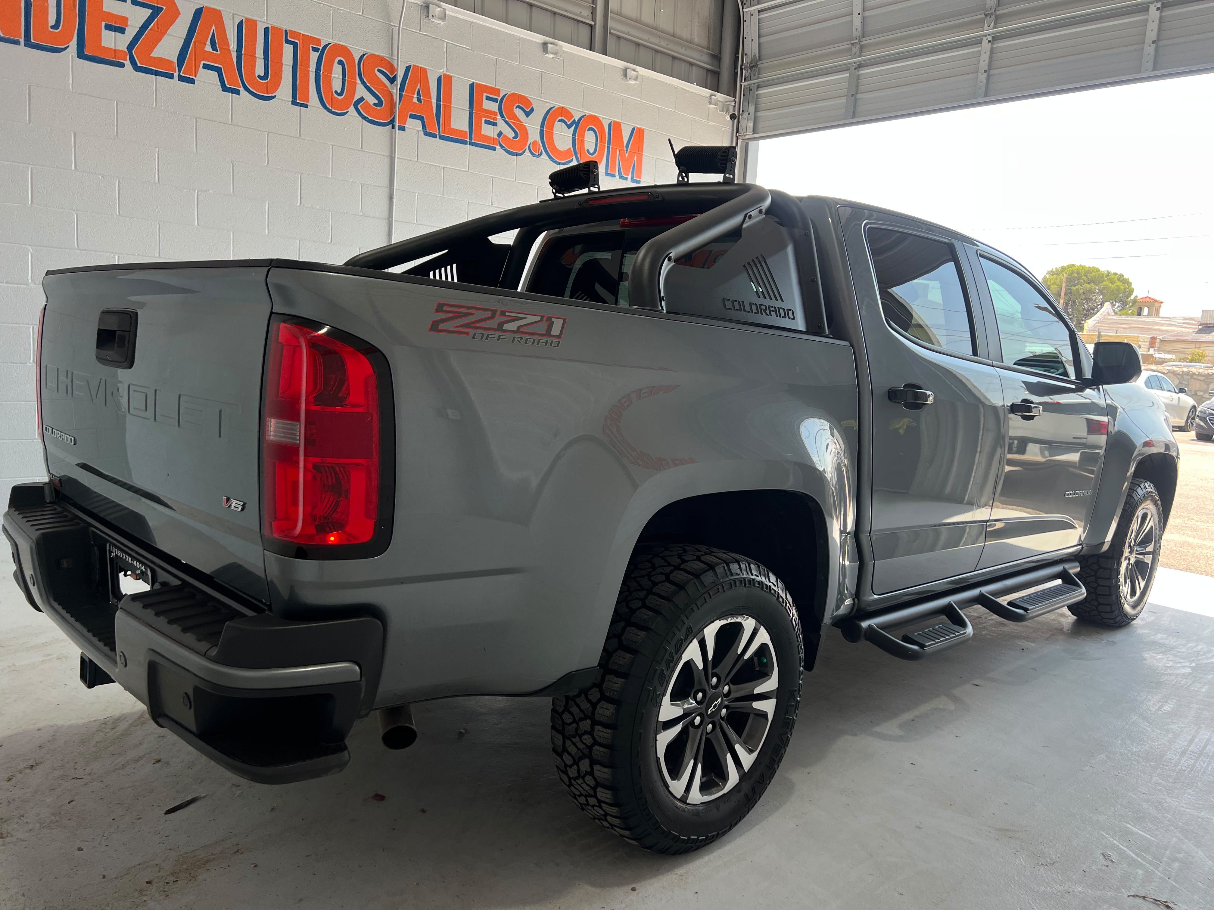 Used 2022 Chevrolet Colorado Z71 AWD/4WD image 6