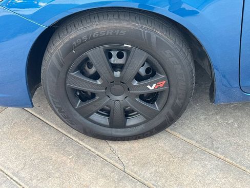 Used 2015 Honda Civic LX image 11