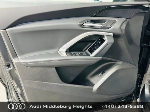 Certified 2025 Audi Q5 Premium AWD/4WD image 27