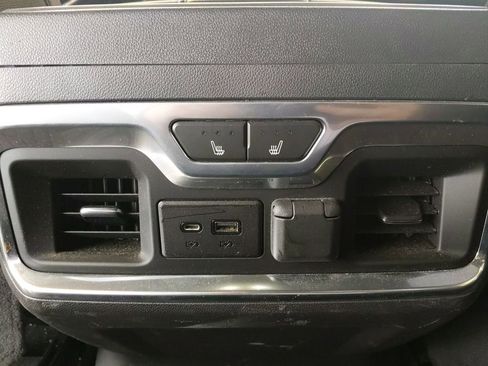 Used 2021 Chevrolet Silverado 1500 LTZ w/ LTZ Premium Package AWD/4WD image 18