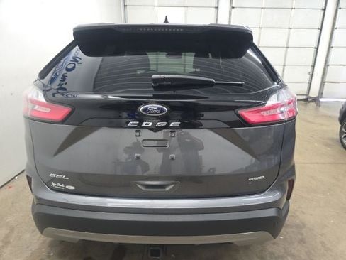 Used 2024 Ford Edge SEL w/ Convenience Package AWD/4WD image 12